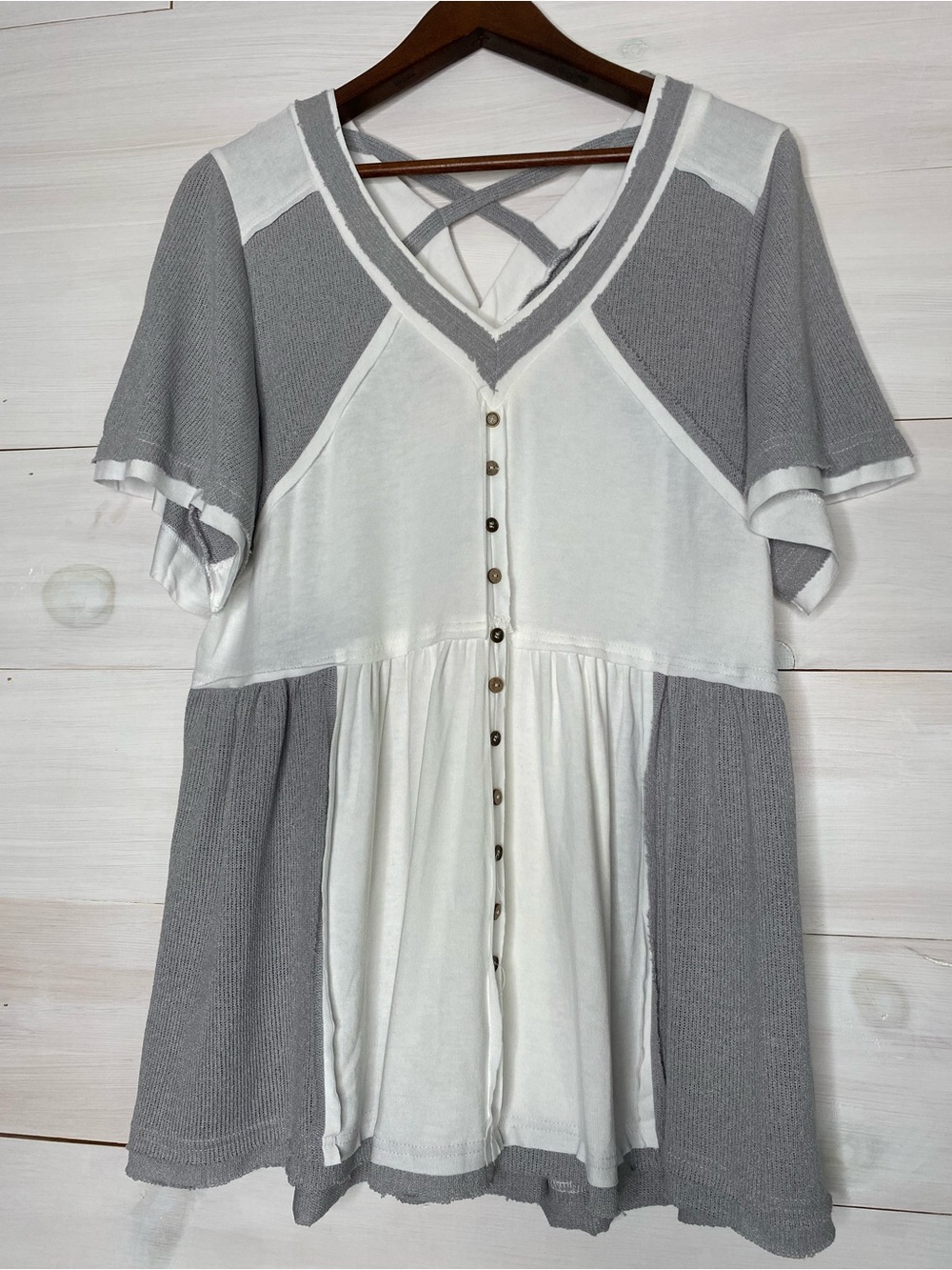 Listicle Gray White Colorblock Waffle Knit Babydoll Top Shirt L X-Back Raw Edge